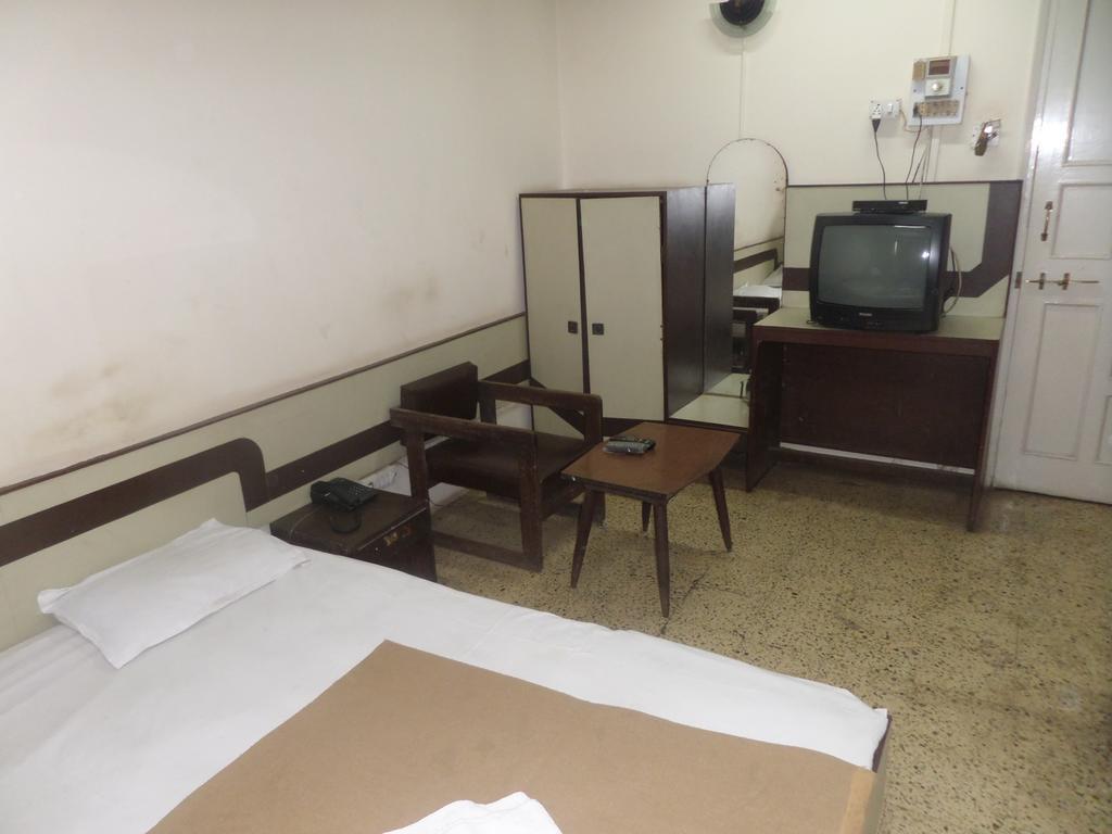 Hotel Shilpa Nashik Chambre photo
