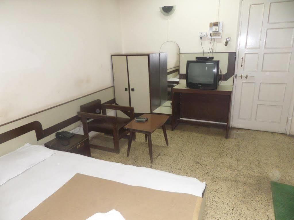 Hotel Shilpa Nashik Extérieur photo